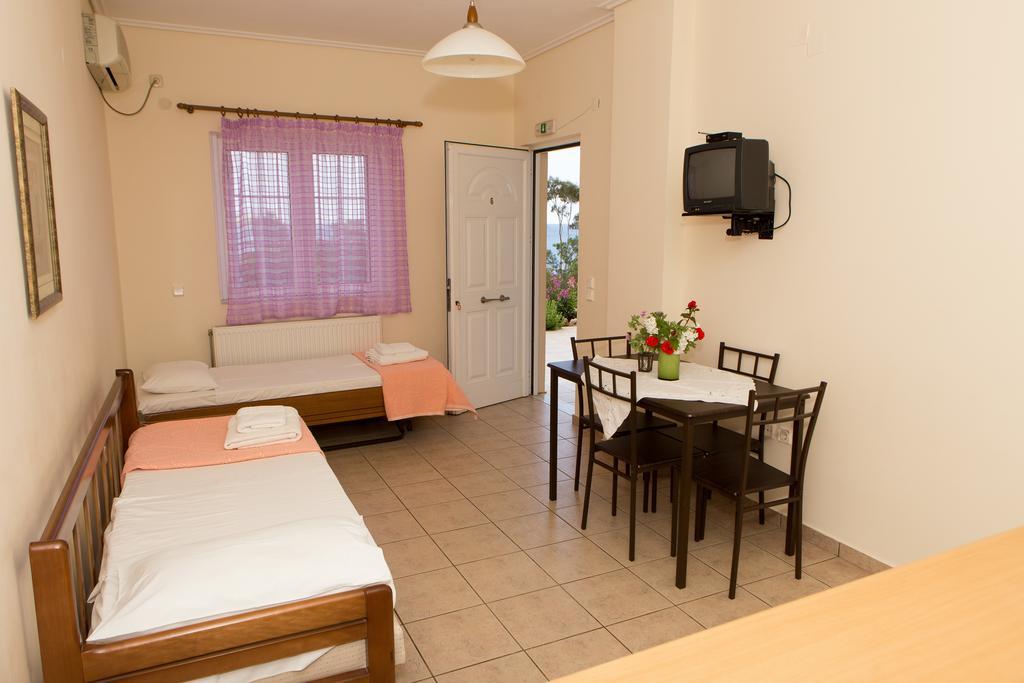 Iliopetro Apartamento Monemvasía Quarto foto